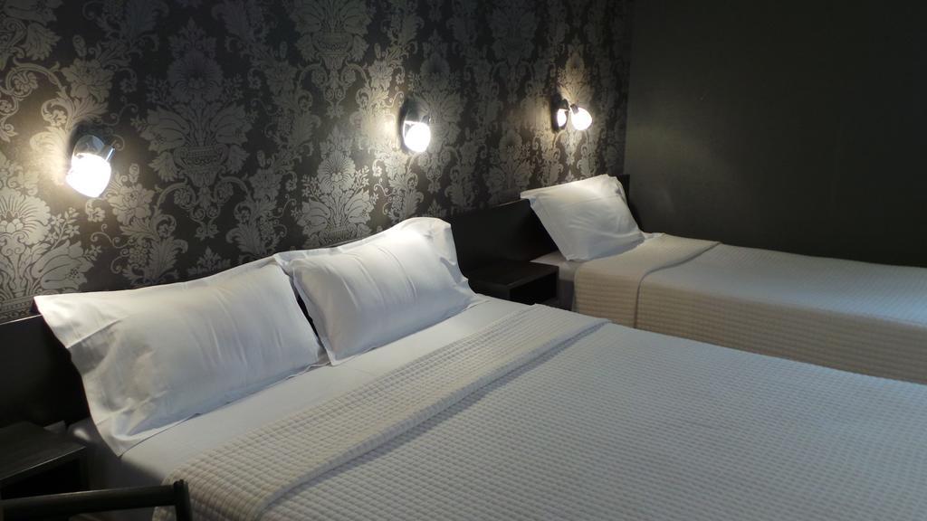 Hotel Le Cambronne Ναντ Δωμάτιο φωτογραφία