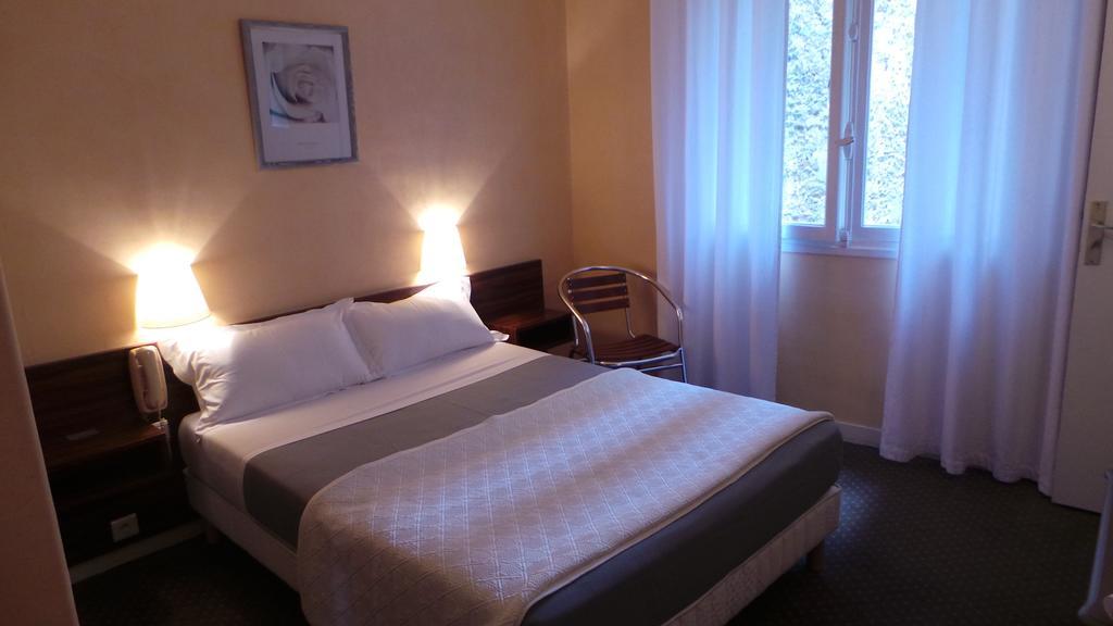 Hotel Le Cambronne Ναντ Δωμάτιο φωτογραφία
